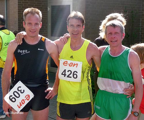 Die Sieger von links: Joerg Kleinholz-Mewes (Dets Race Team), Thomas Ruminski (SVE Hiddestorf), Martin Bantelmann (RSV Seelze)